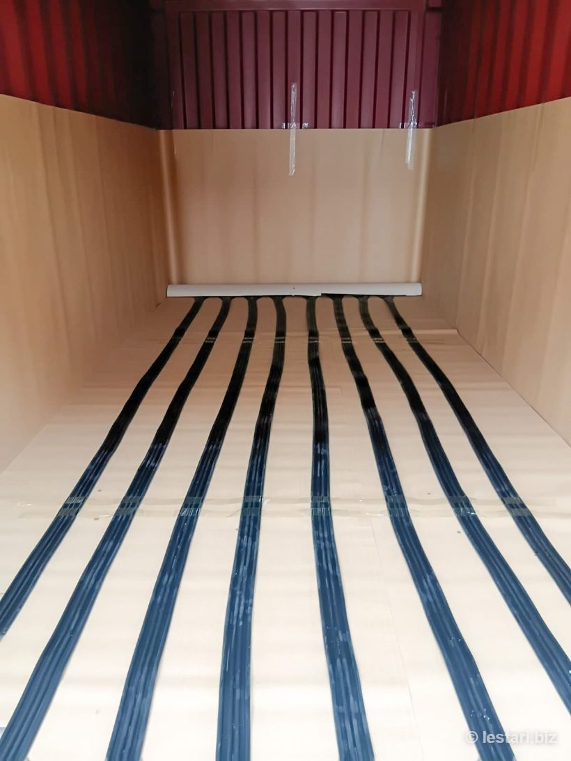 Heating pads laid in container for cold-climate shipment